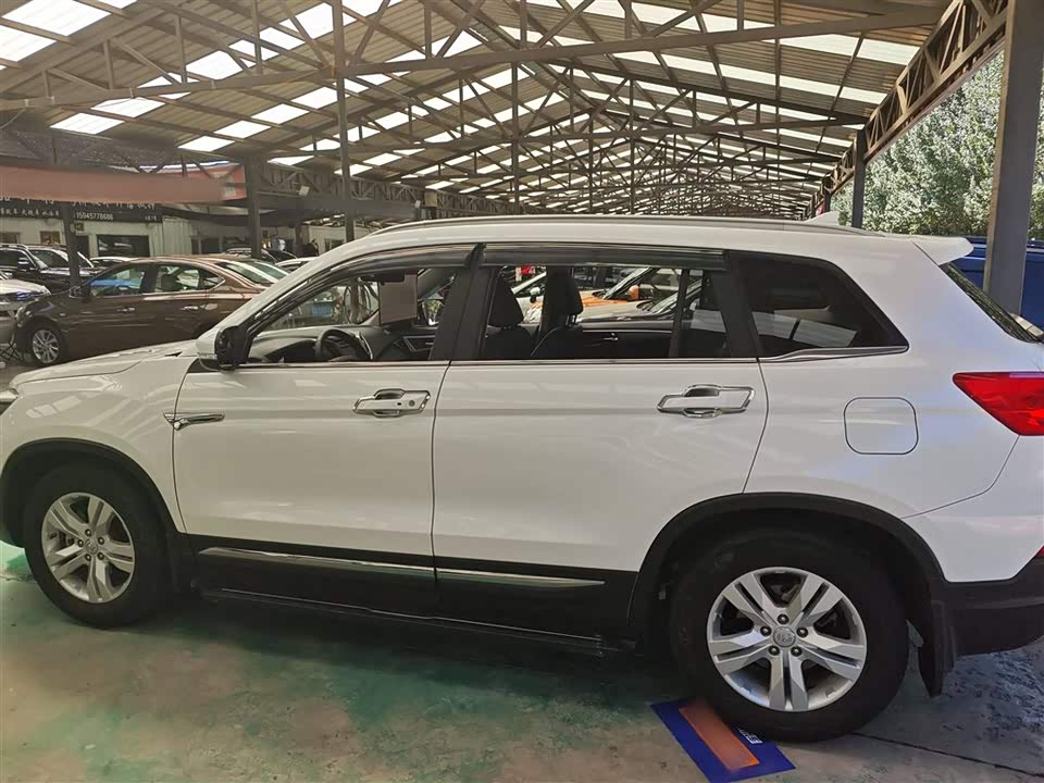 Changan CS75