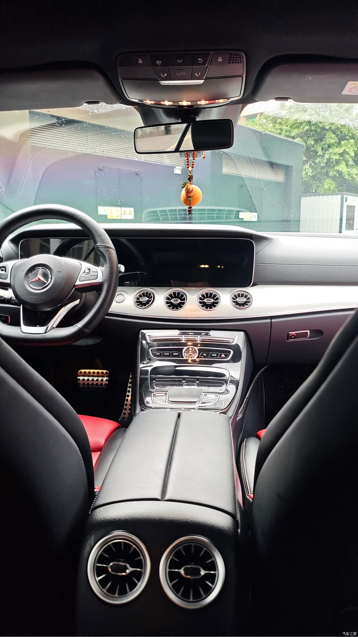 Mercedes-Benz E-Class, 2018 10