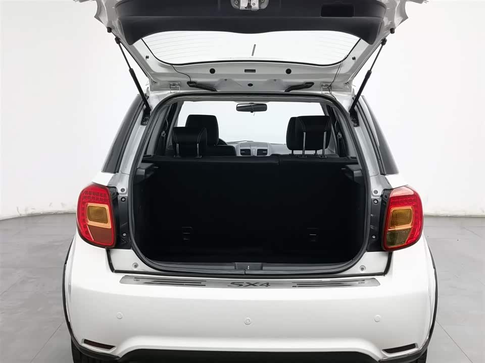 Suzuki Tianyu SX4