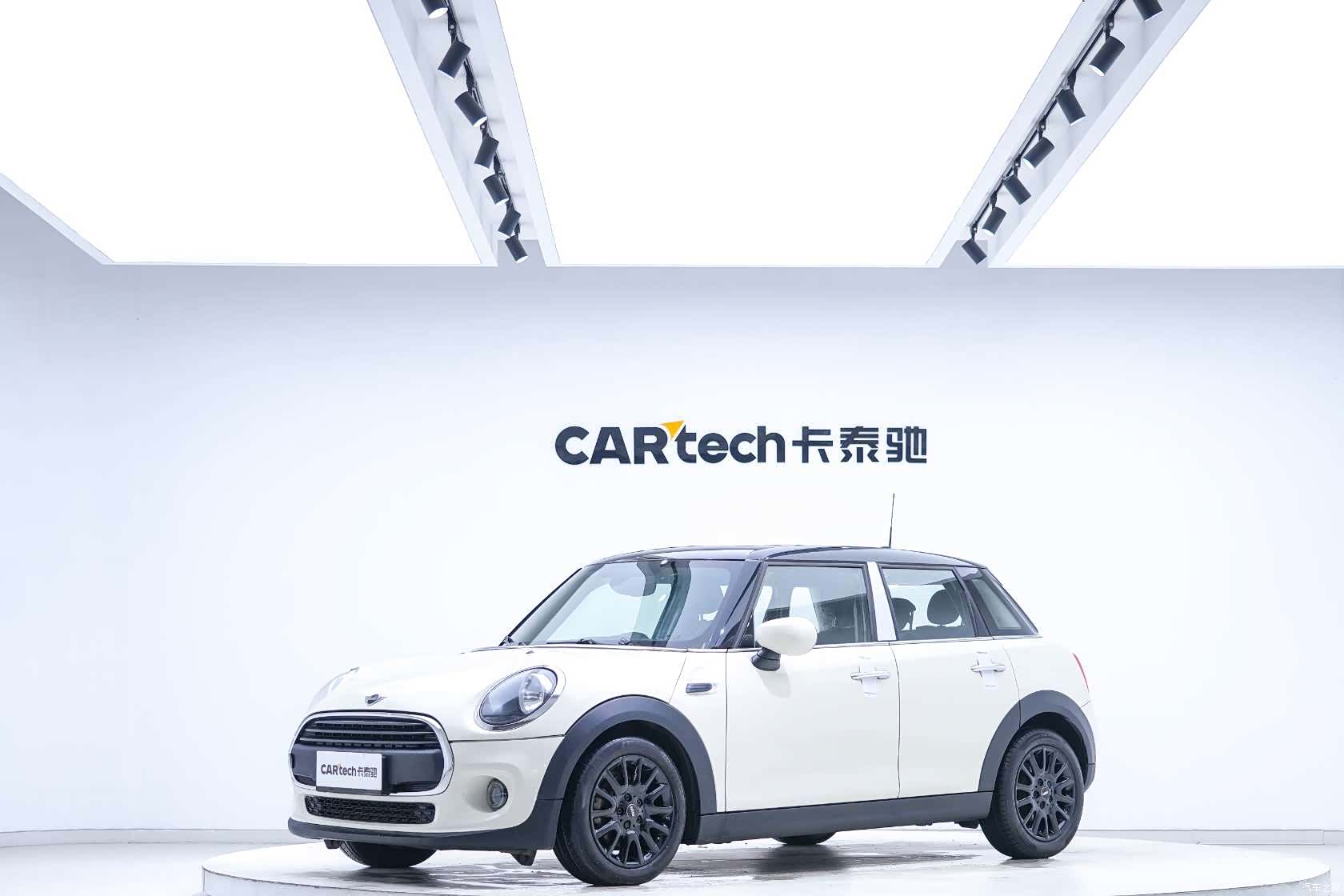 Mini ONE, 2019 1