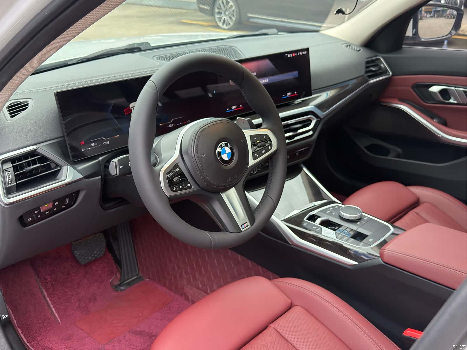 BMW 3 Series, 2023 все фото