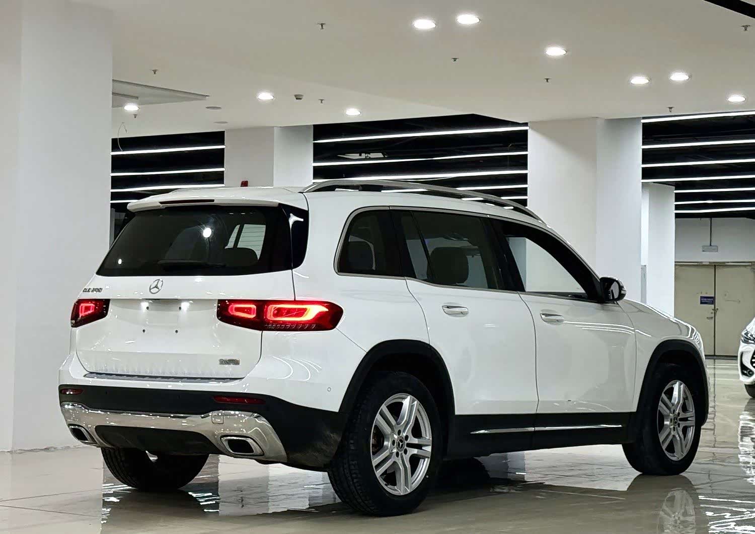 Mercedes-Benz GLB, 2021 3