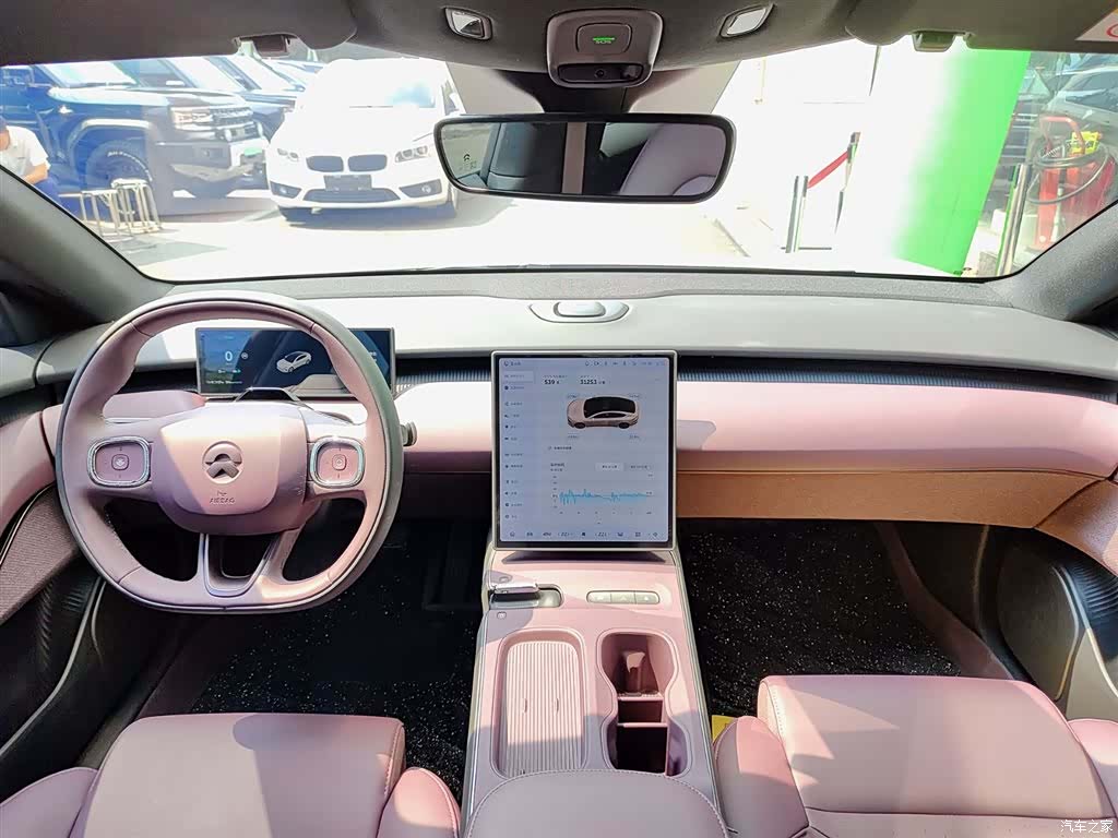 NIO ET5, 2025 10