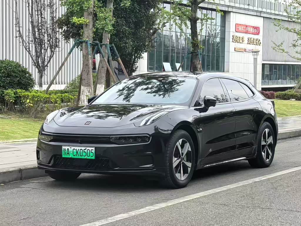 Zeekr 001