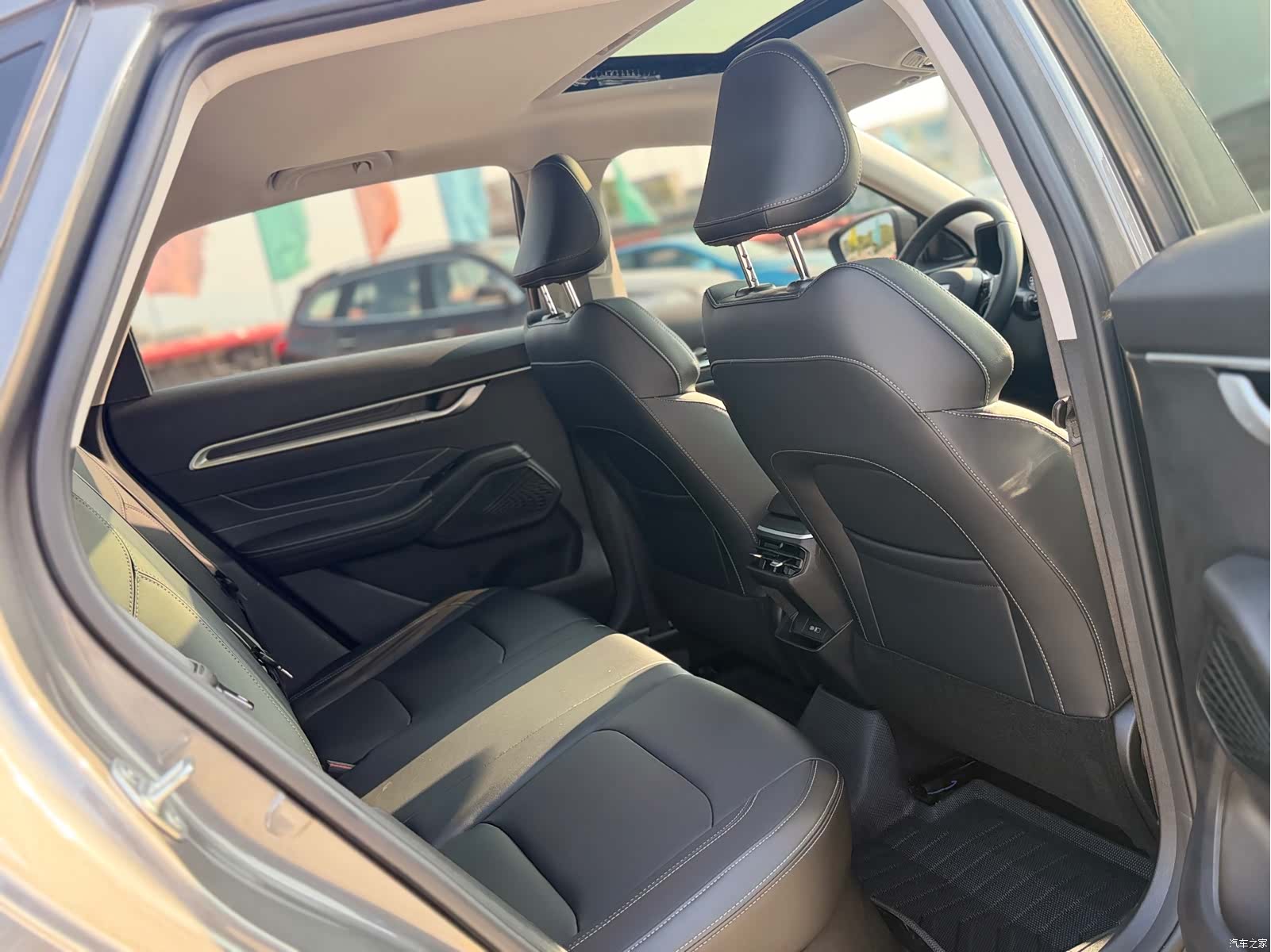 Geely Emgrand, 2024 12