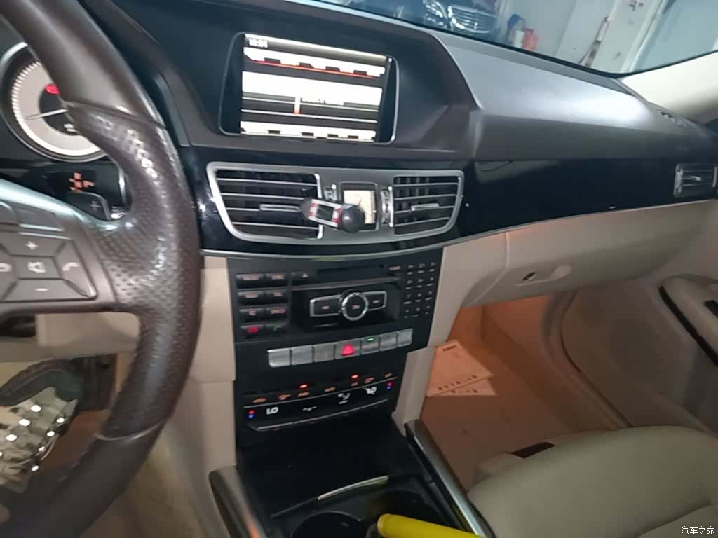 Mercedes-Benz E-Class, 2015 13