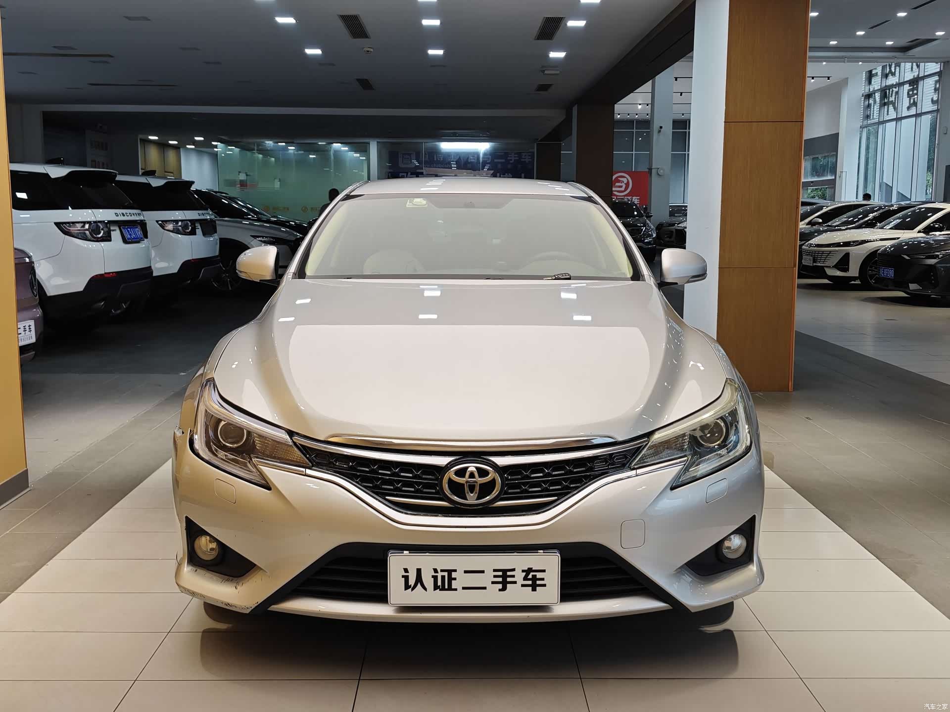 Toyota 2.5S, 2015 4