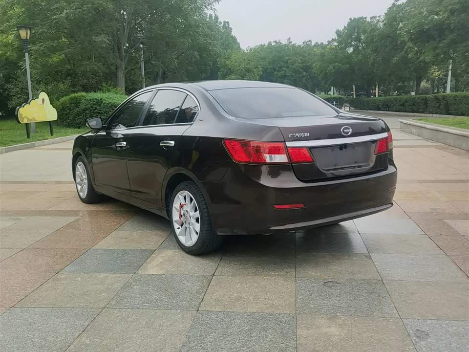 Trumpchi Trumpchi GA5