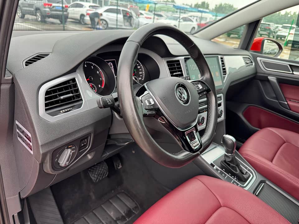 Volkswagen Golf*Jiayu Volkswagen Golf*Jiayu