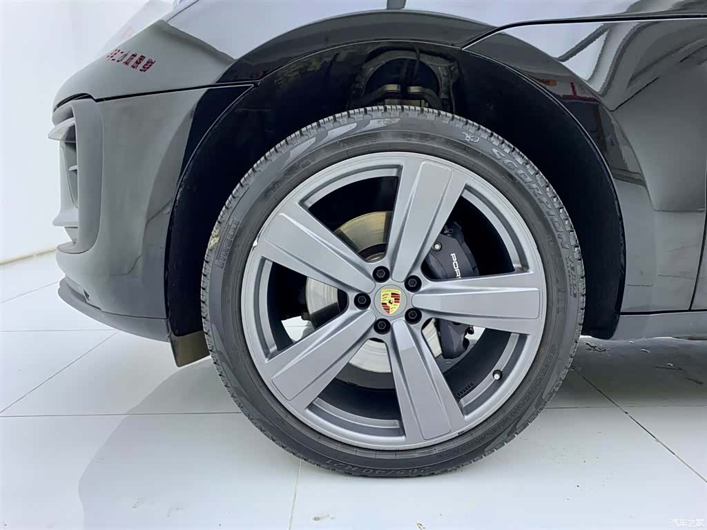 Porsche Macan, 2024 7
