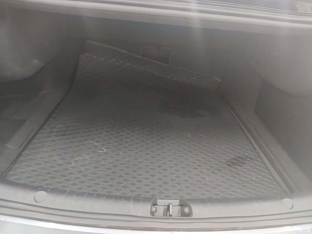 BYD Han, 2023 19