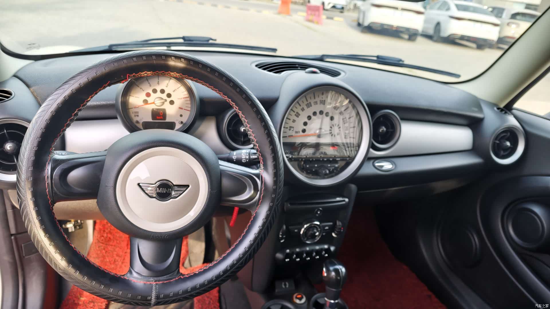 Mini ONE, 2013 9