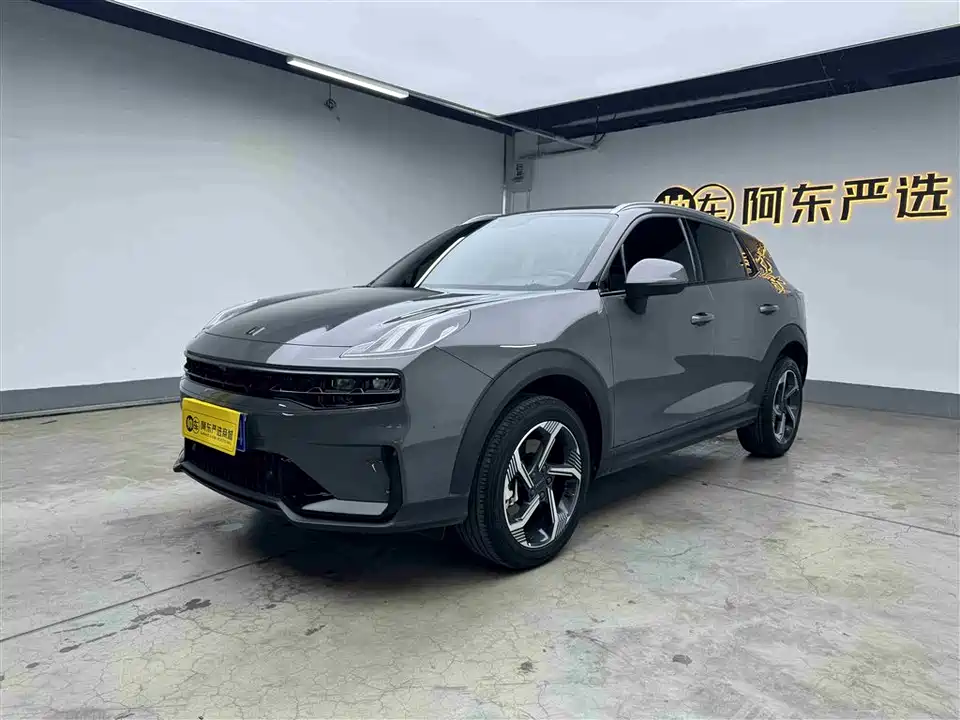 Lynk & Co 06 Lynk & Co 06