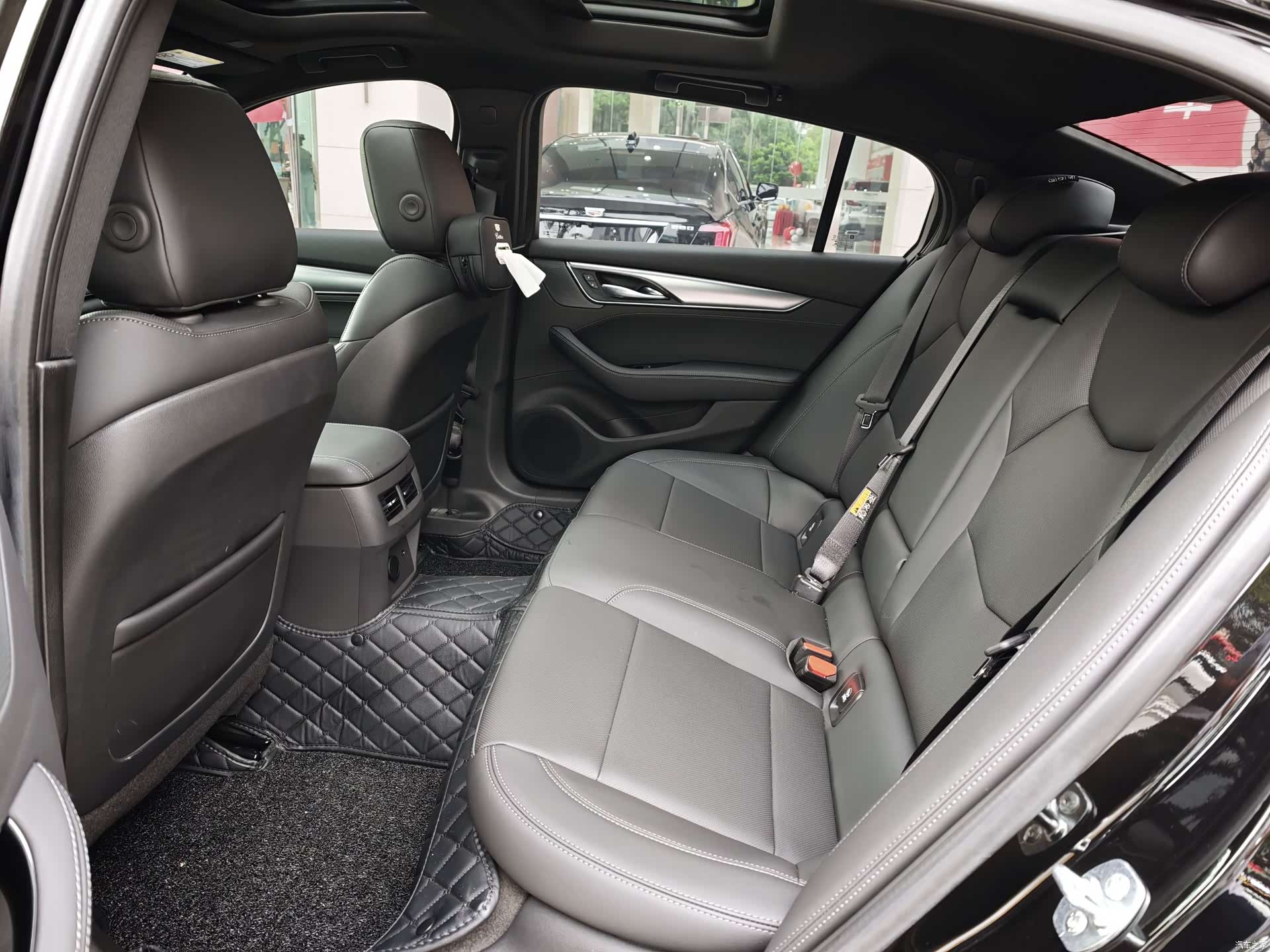 Cadillac CT5, 2025 11