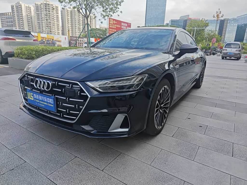 Audi A7L