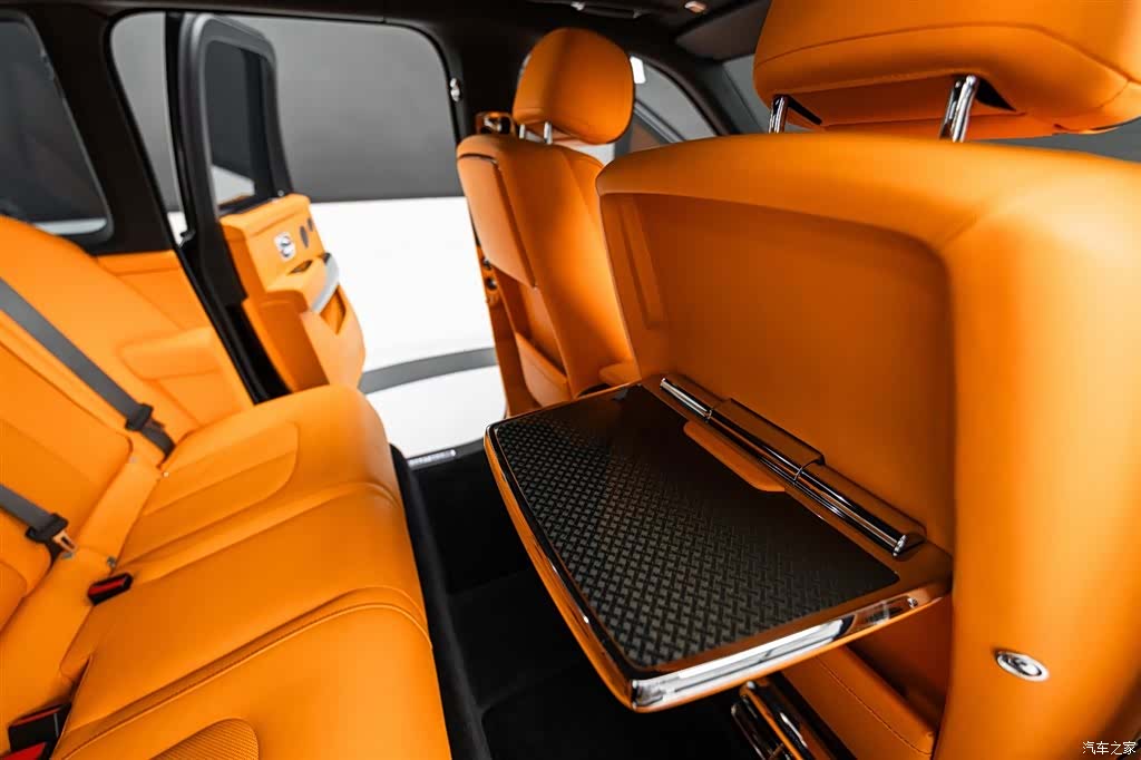 Rolls-Royce Cullinan, 2021 13