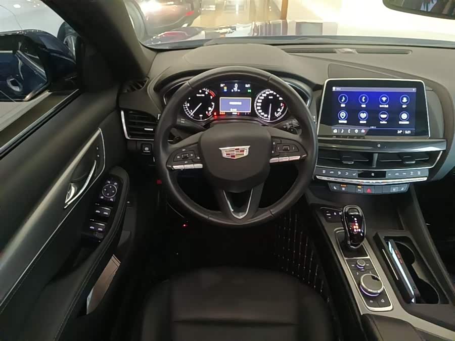 Cadillac CT5 2022, фото 11