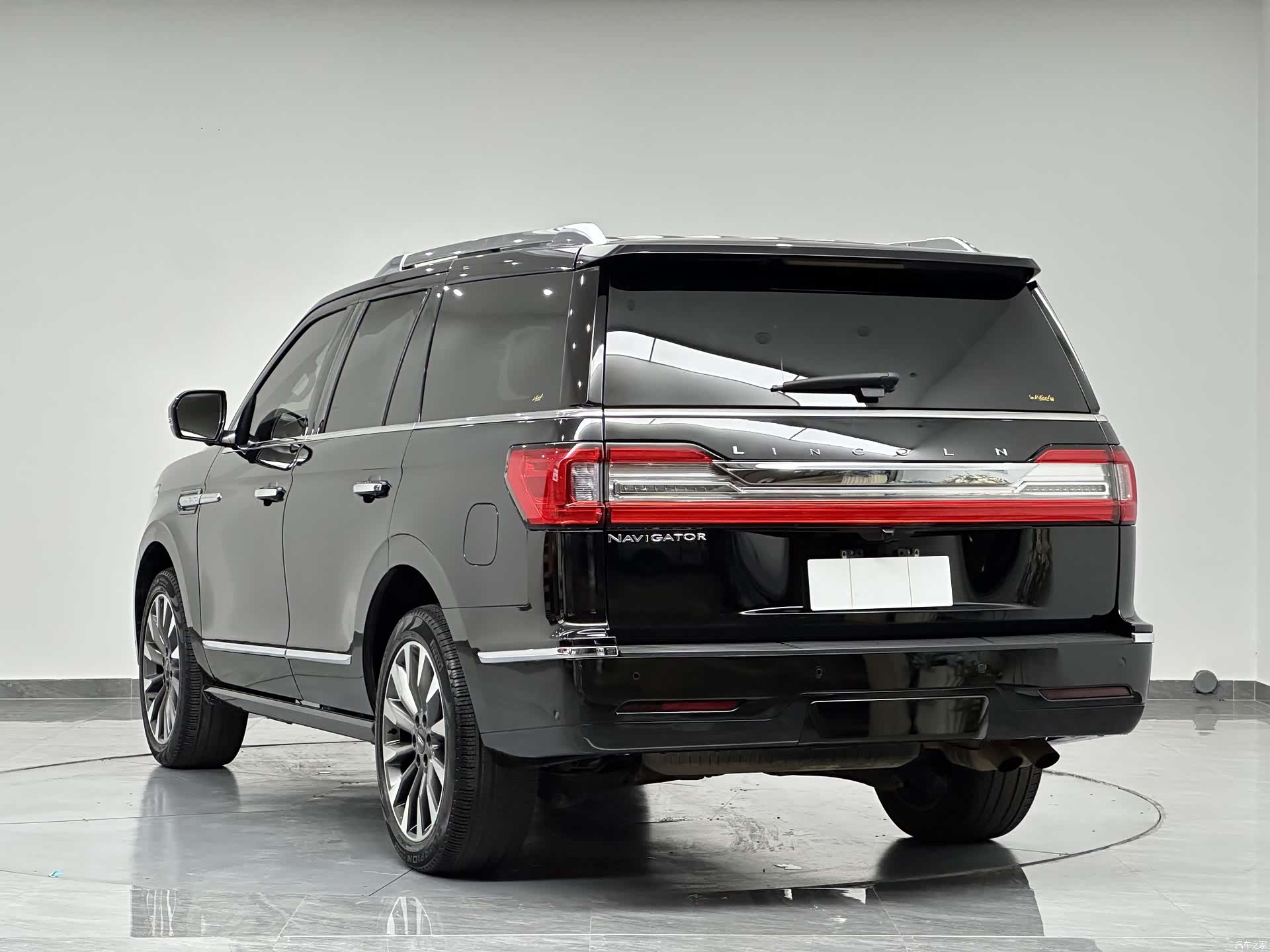 Lincoln Navigator, 2019 7