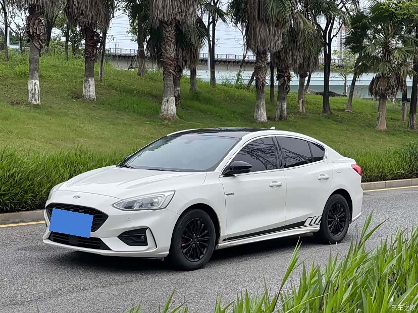 Ford Focus, 2021 1