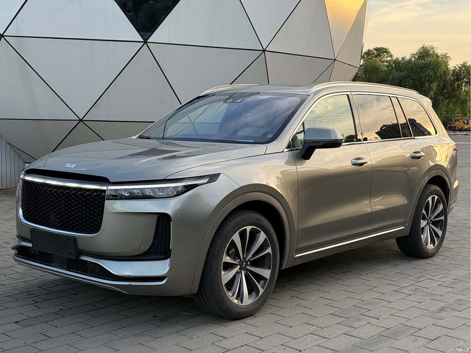 Li Auto ONE, 2020 1