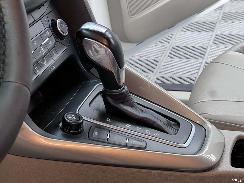 Ford Focus, 2017 6