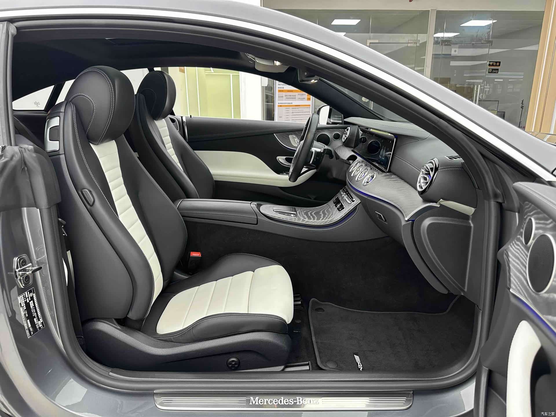 Mercedes-Benz C-Class, 2023 все фото