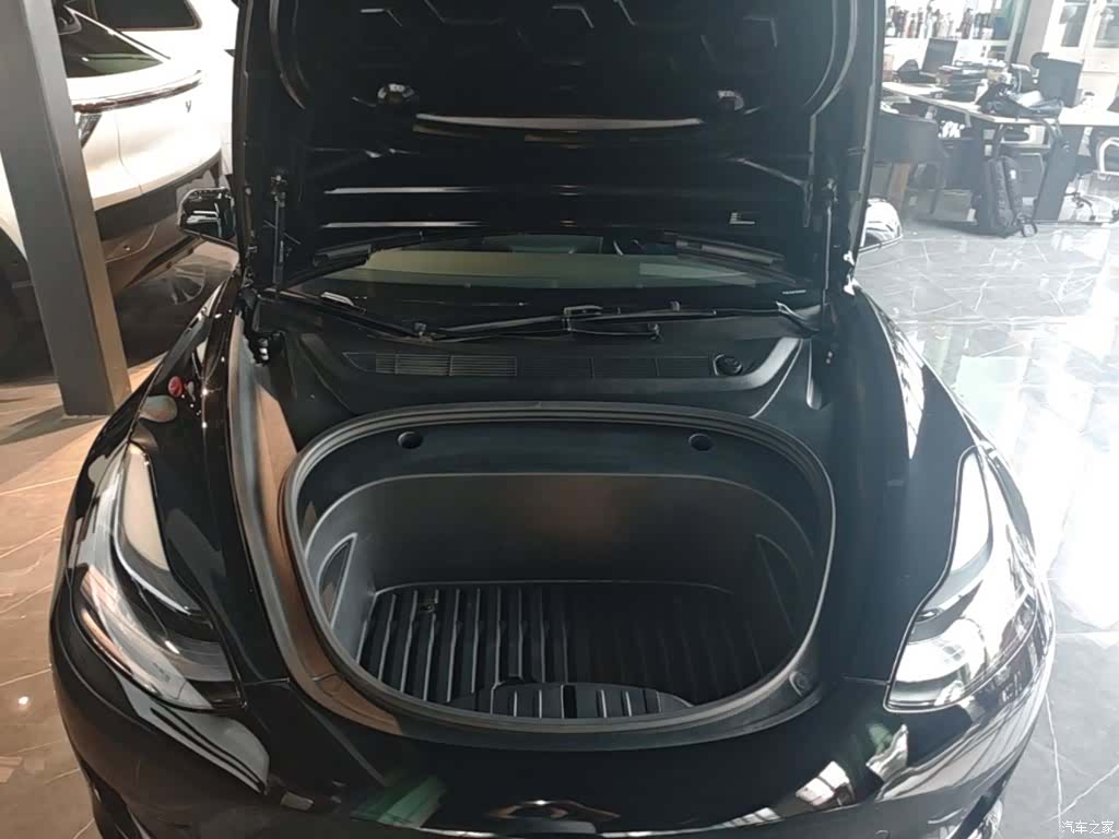 Tesla Model 3, 2023 20