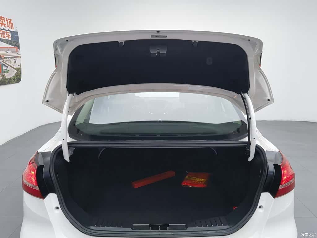 Ford Focus, 2017 16