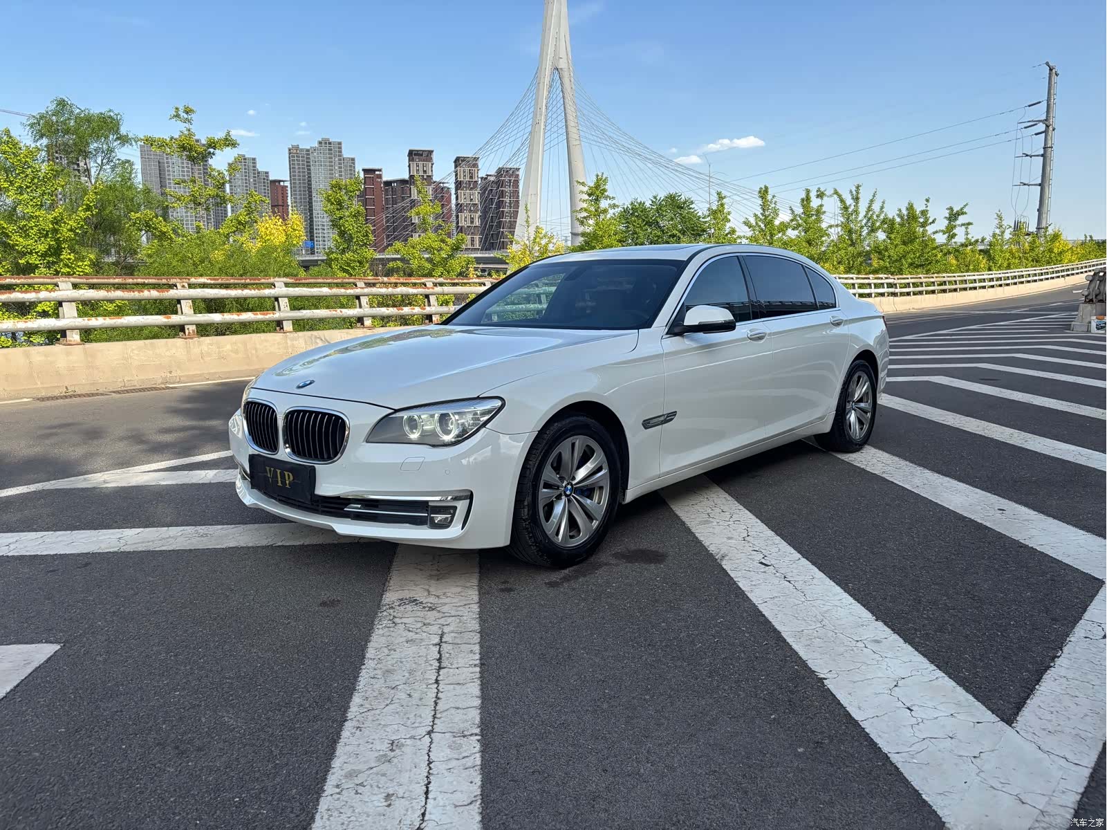 BMW 7 Series, 2013 1