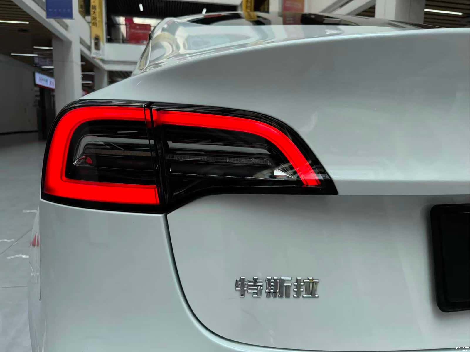 Tesla Model 3, 2022 23