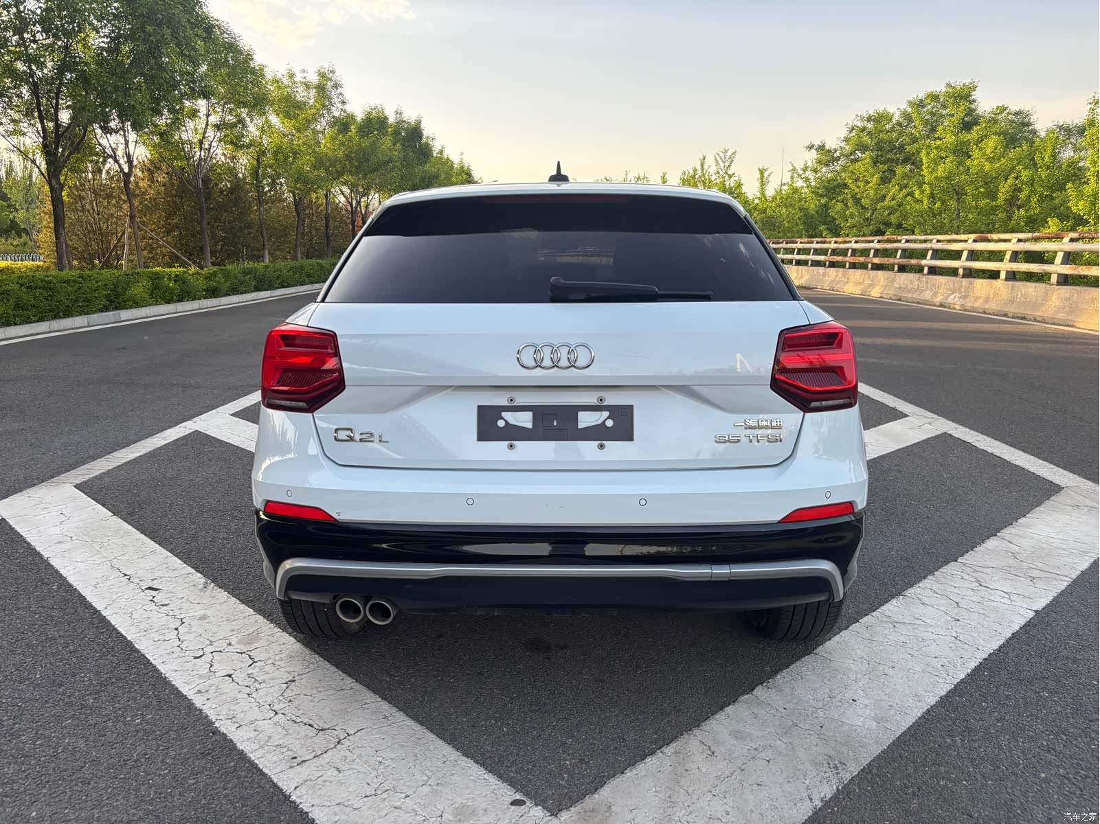 Audi Q2L, 2020 8