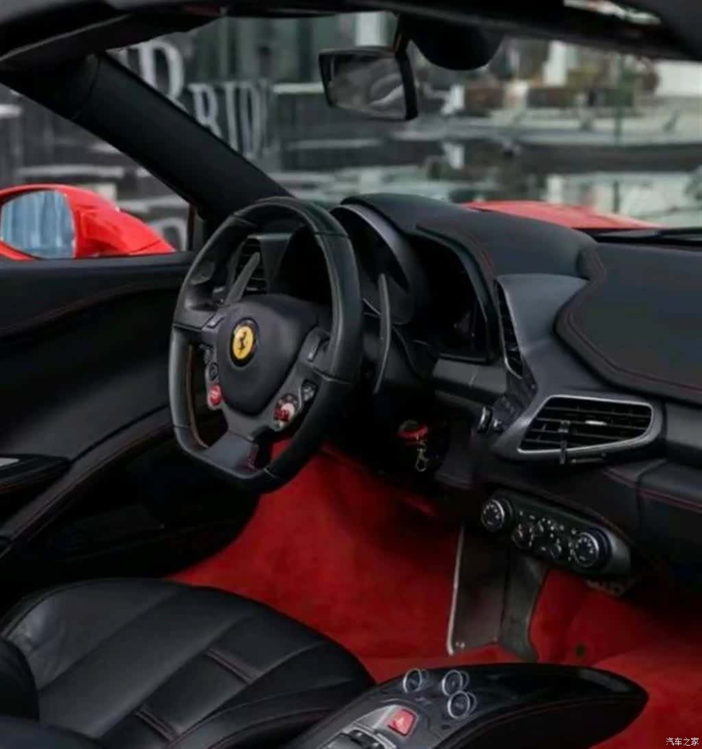 Ferrari 458, 2015 3
