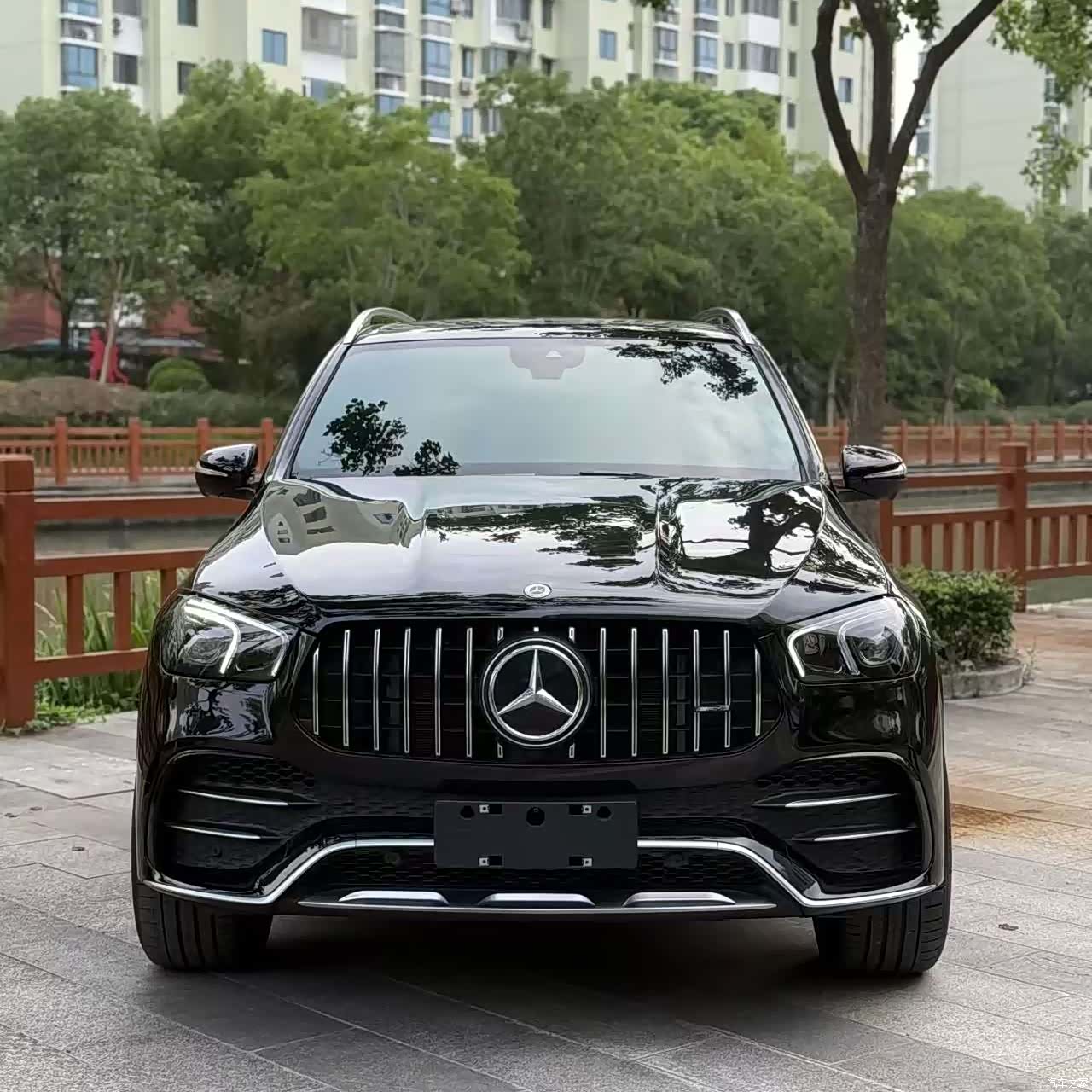 Mercedes-Benz GLE, 2022 1