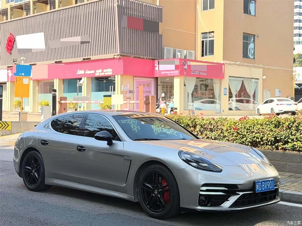 Porsche Panamera, 2011 3