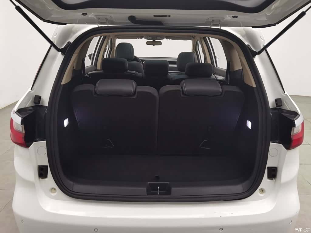 BYD Song, 2018 16