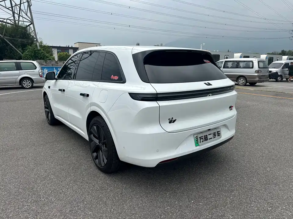 Li Auto Ideal L6