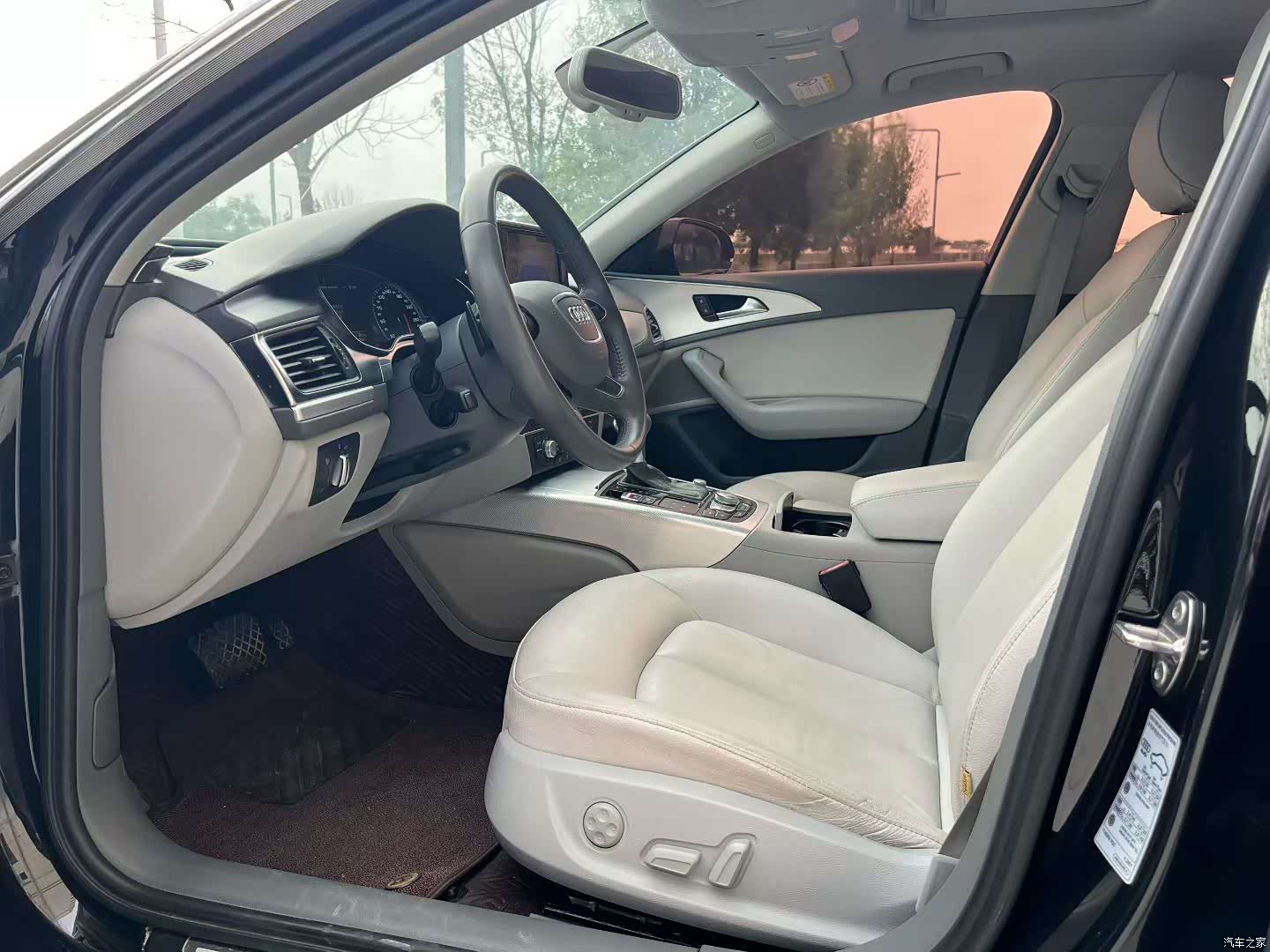 Audi A6L, 2014 все фото