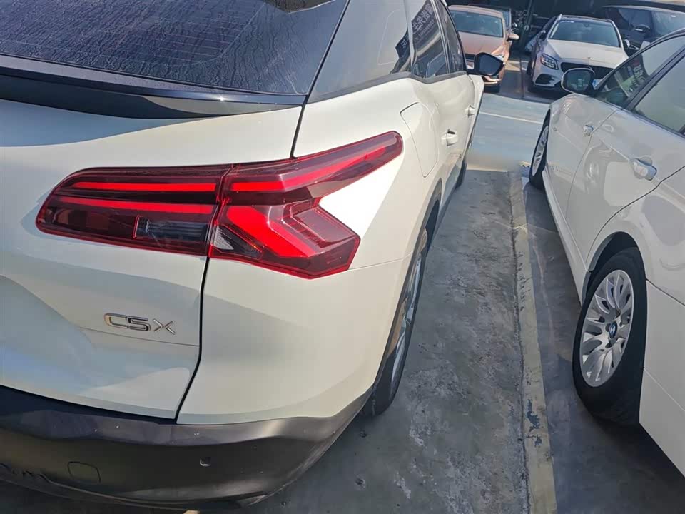 Citroen Versailles C5 X