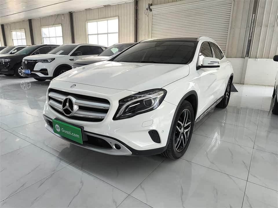 Mercedes-Benz GLA