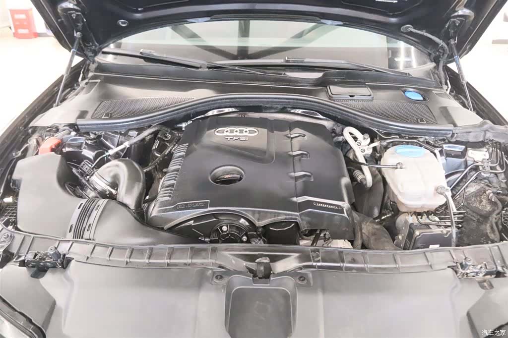 Audi A6L, 2014 19