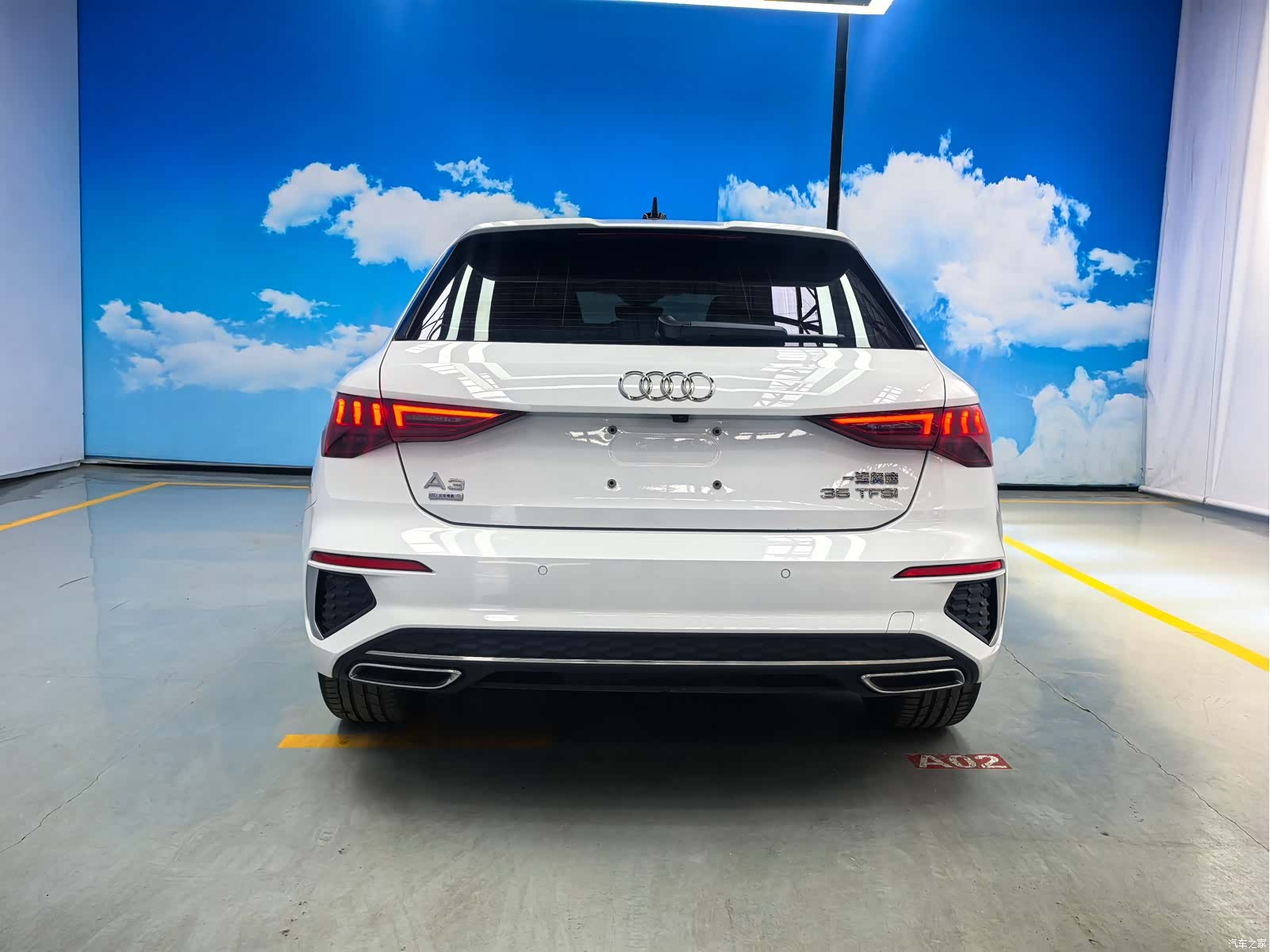 Audi A3, 2023 все фото