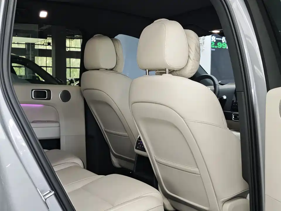 Li Auto Ideal L6