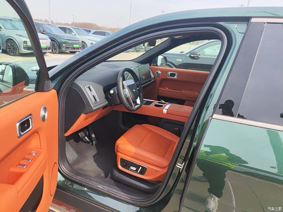 Li Auto L9, 2025 все фото