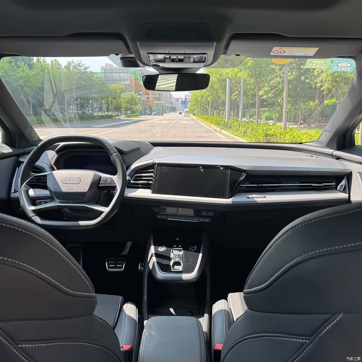 Audi Q5 e-tron, 2023 14