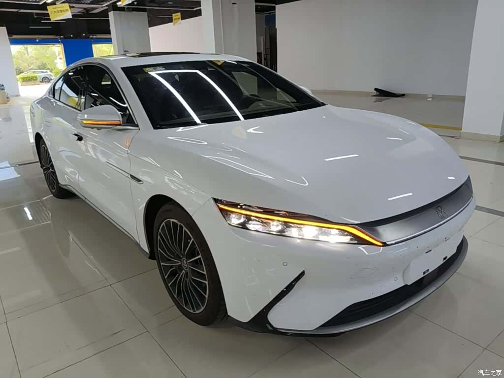 BYD Han, 2023 4