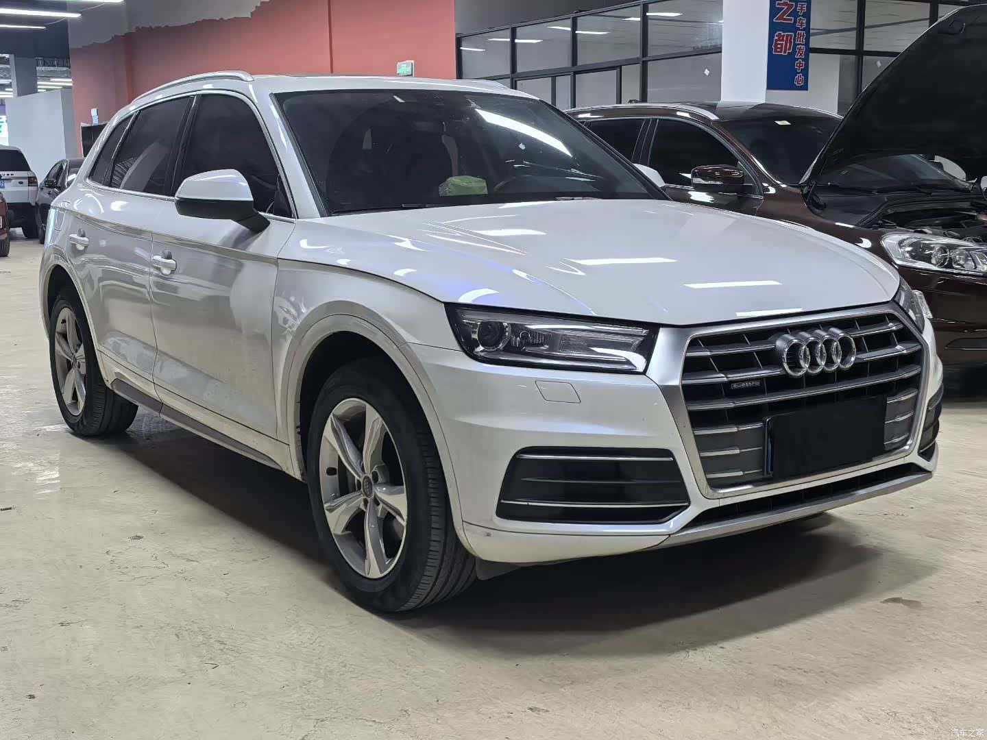 Audi Q5L, 2019 3