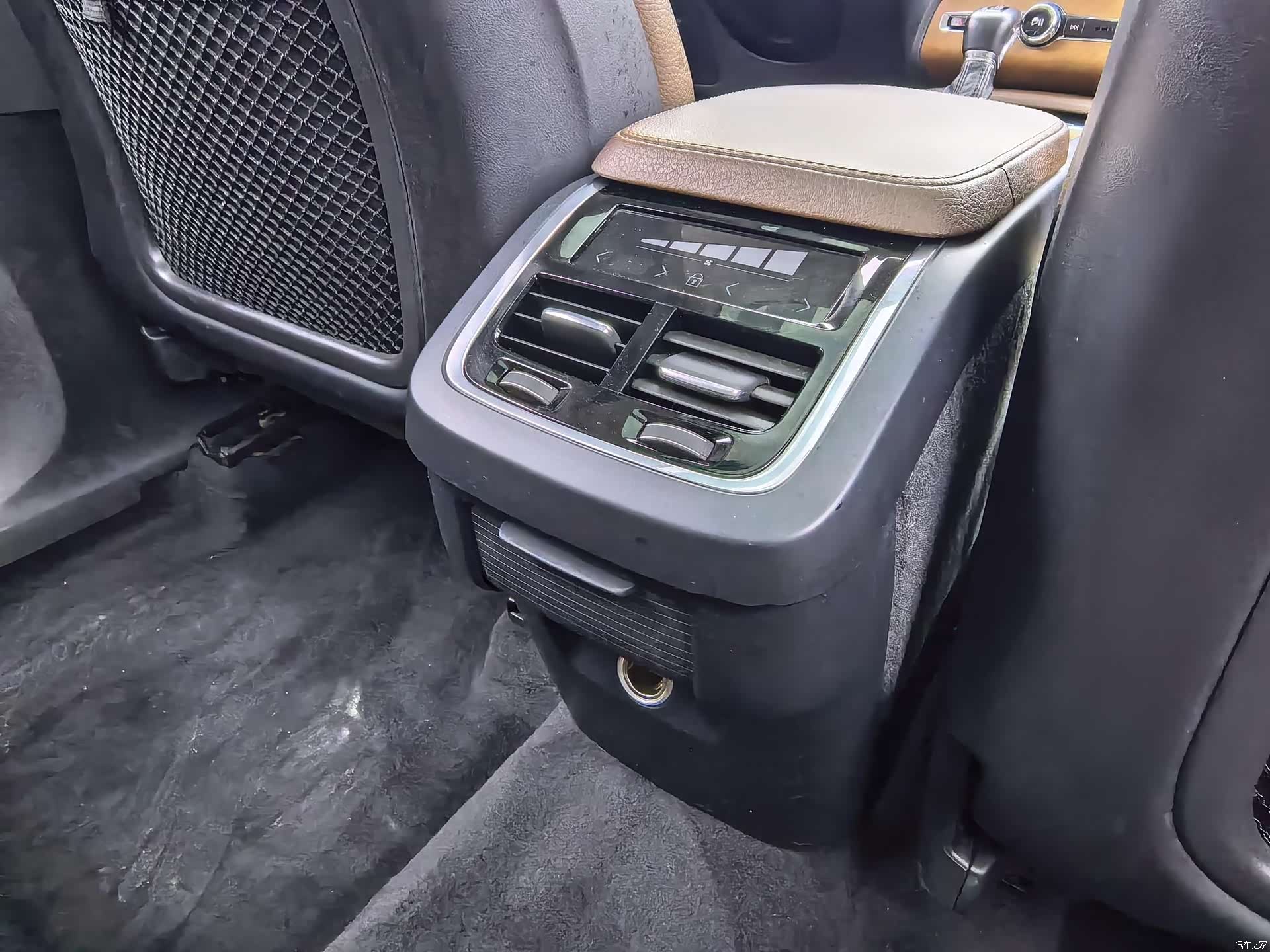 Volvo XC90, 2019 12