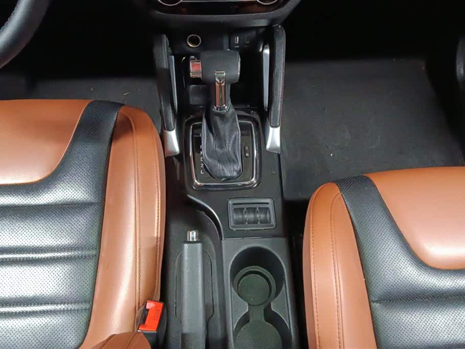 BAIC Shenbao X35 BAIC Shenbao X35