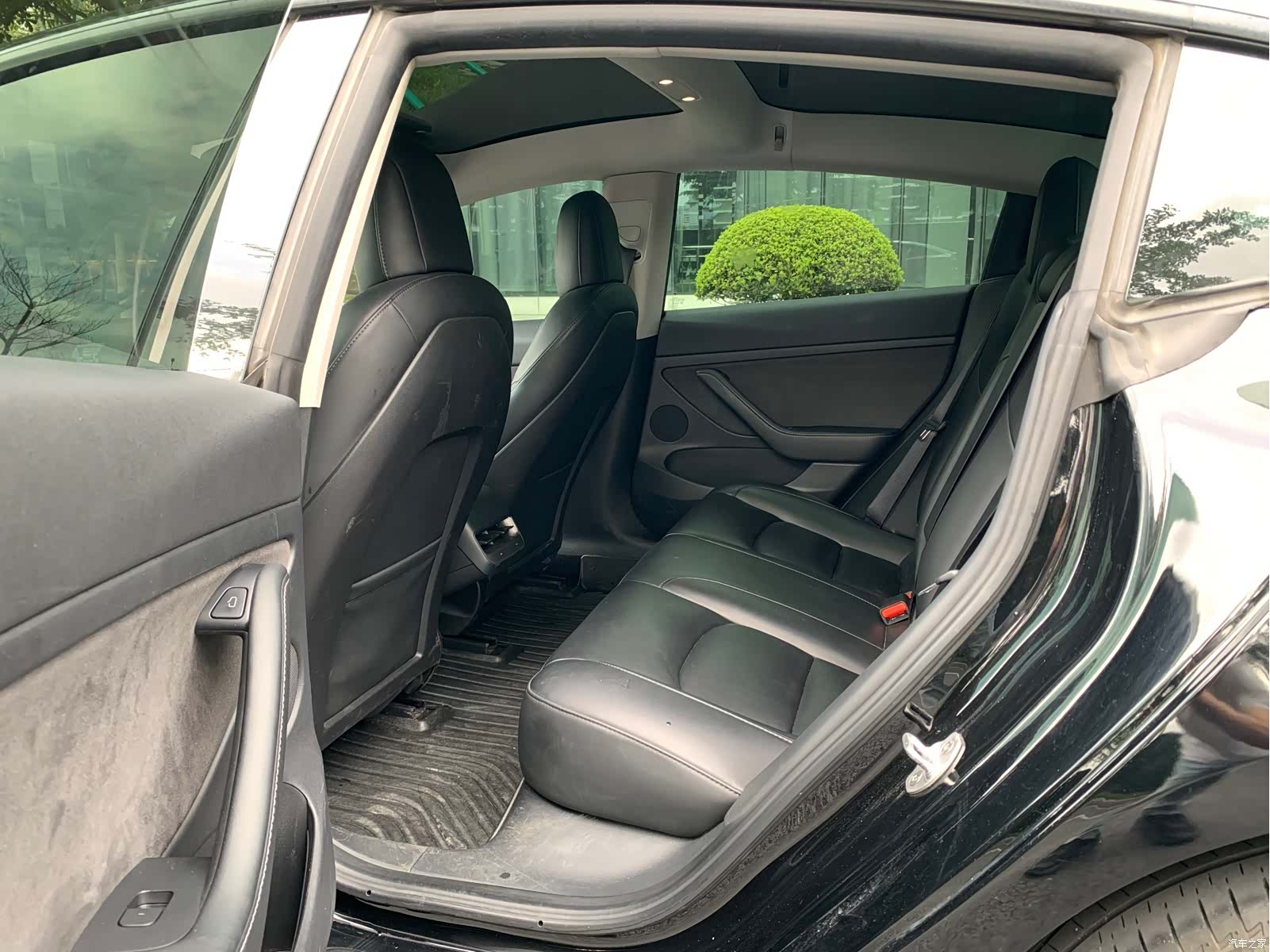 Tesla Model 3, 2022 16