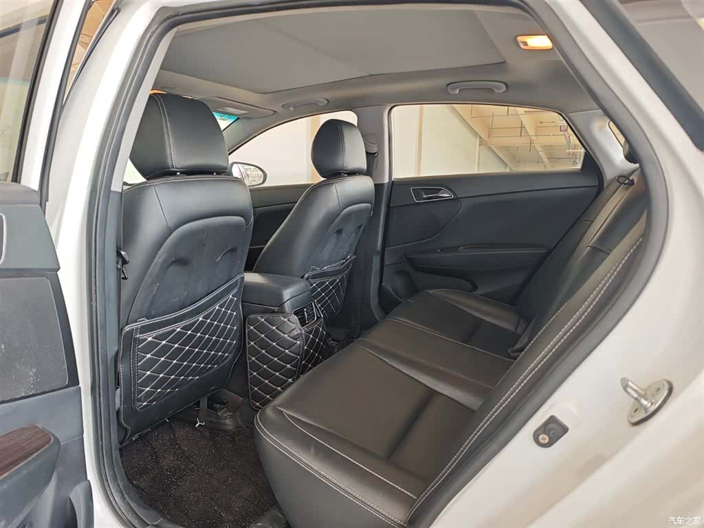 Hyundai GLS, 2016 8